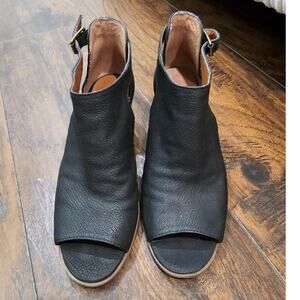 Lucky brand Sandals Heels 5.5 black